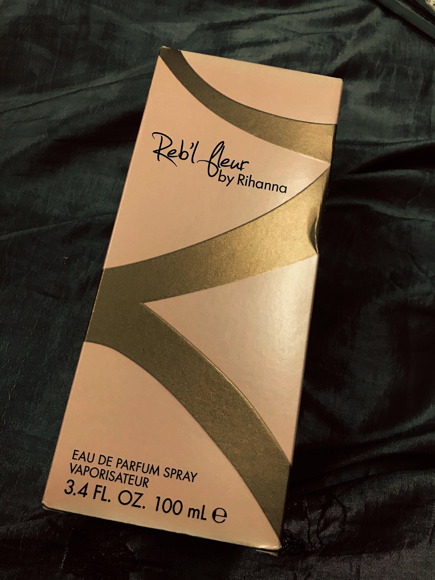 Rihanna Reb'l Fleur Eau De Perfume